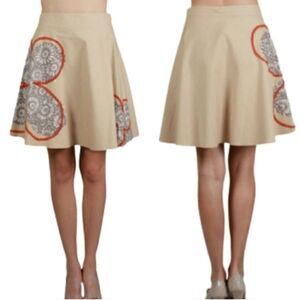 Ryu beautiful embroidered skirt 